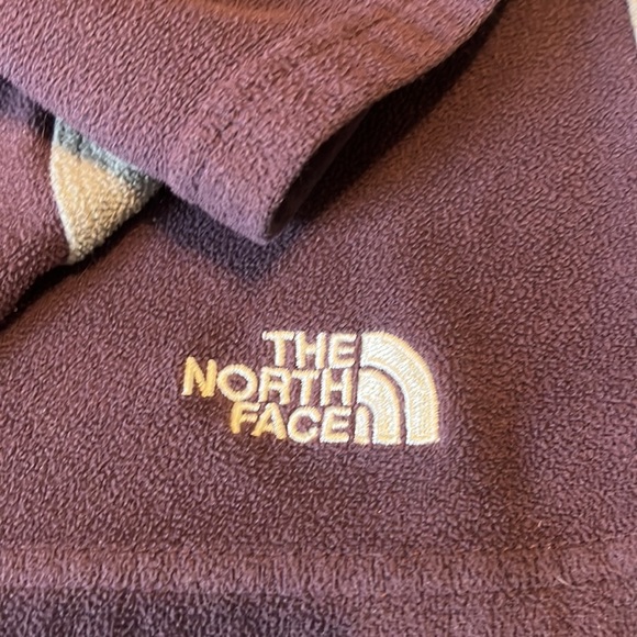 NORTH Face Purple/Gray Pull Over Size M T293 - Picture 2 of 5